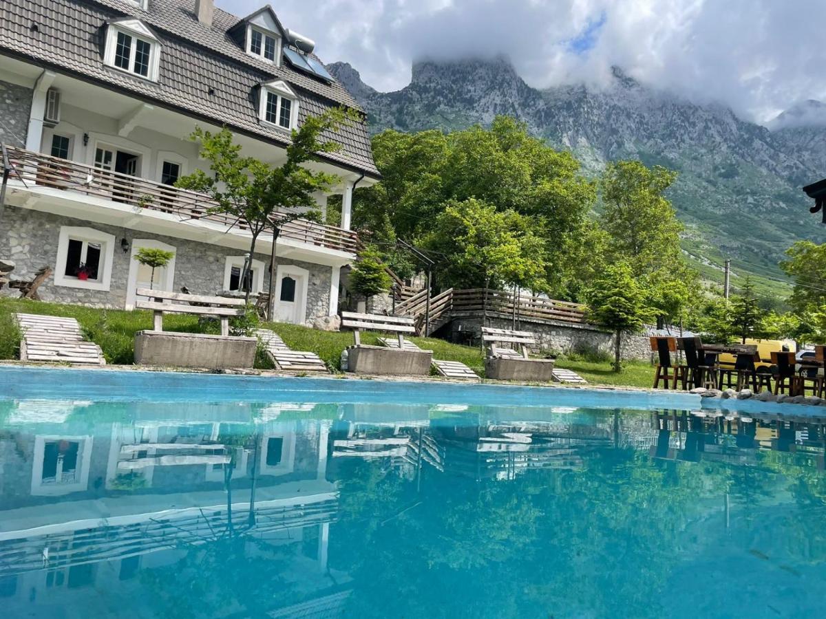 Boga Alpine Resort Exterior photo
